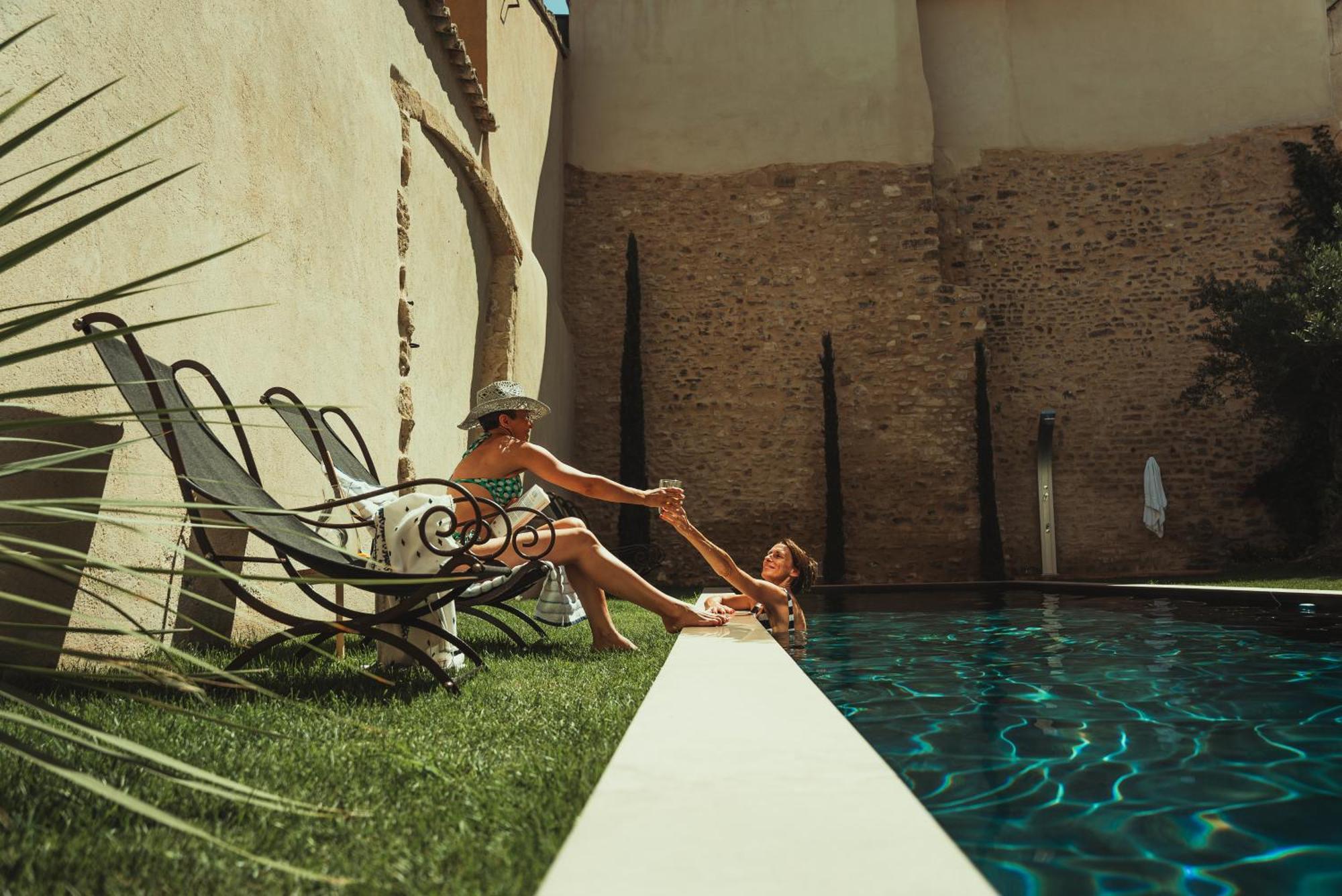 Palais Aoma, Hotel Particulier De Luxe En Provence L'Isle-sur-la-Sorgue Ngoại thất bức ảnh
