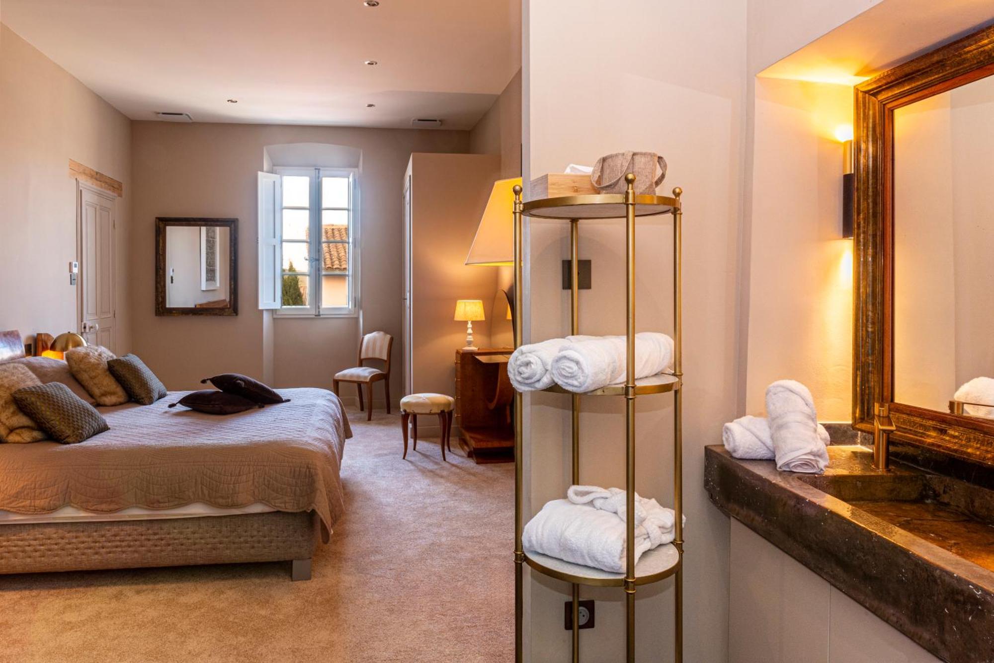 Palais Aoma, Hotel Particulier De Luxe En Provence L'Isle-sur-la-Sorgue Ngoại thất bức ảnh